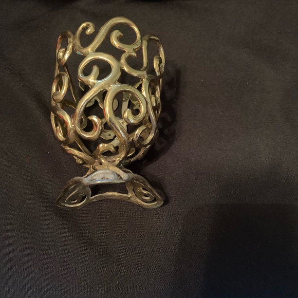 Ornate Brass Egg Sphere stand - Picture 2 of 5